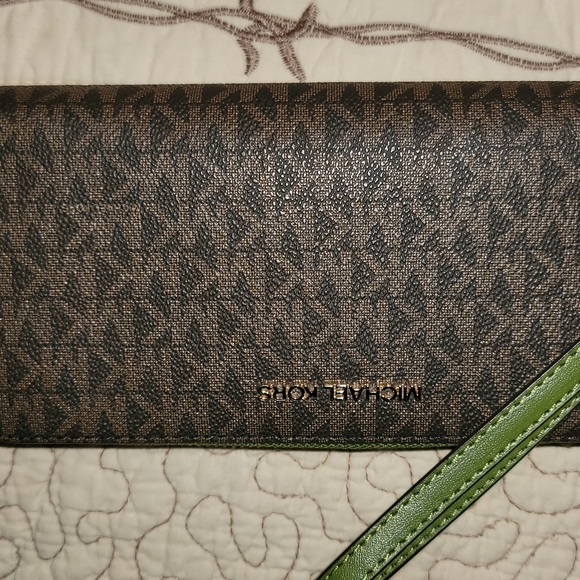 Mk backpack with matching wallet - Picture 6 of 14